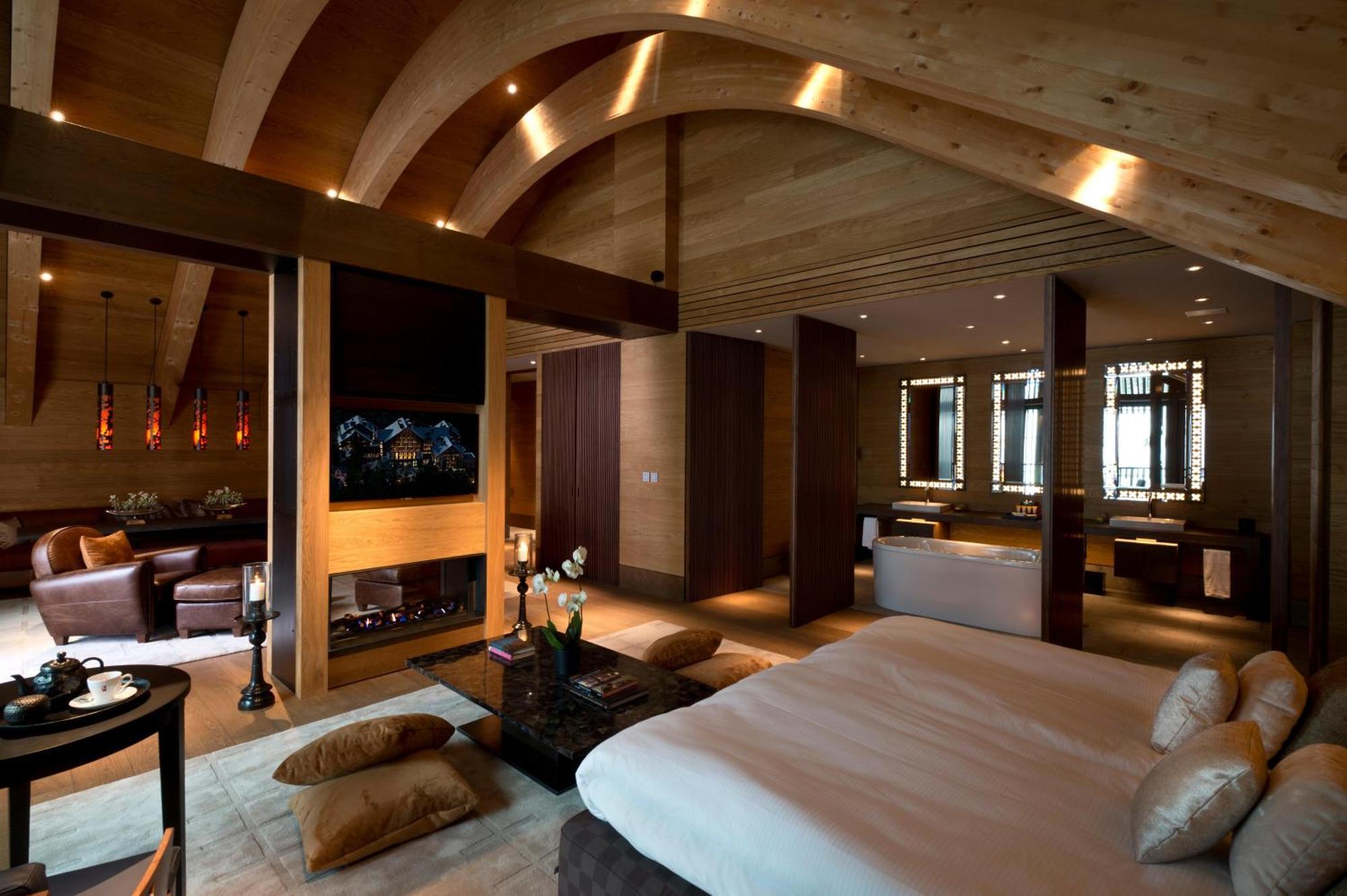 The Chedi Andermatt Hotel Exterior photo