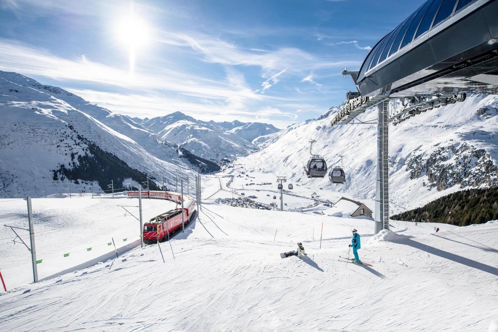 The Chedi Andermatt Hotel Exterior photo