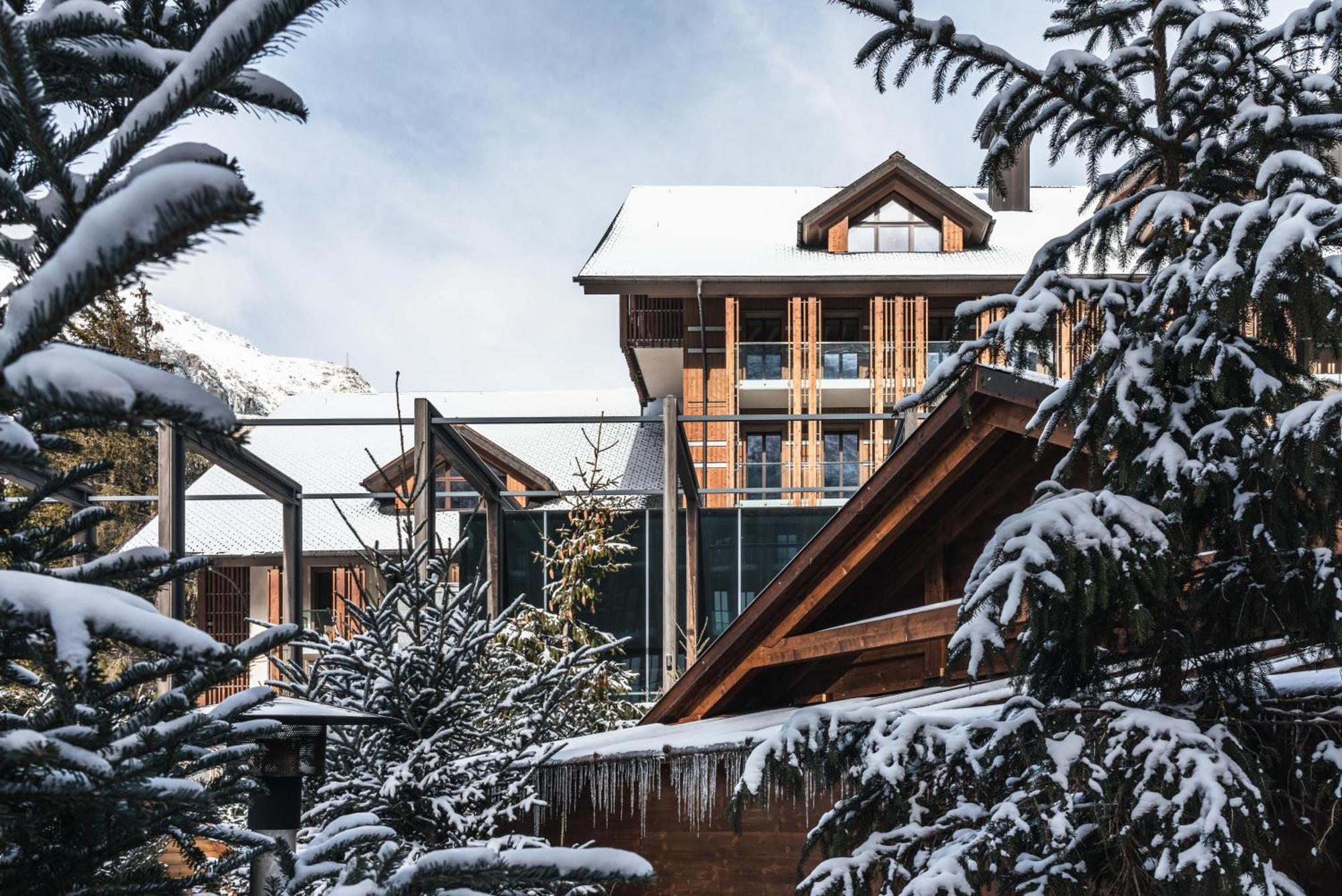 The Chedi Andermatt Hotel Exterior photo